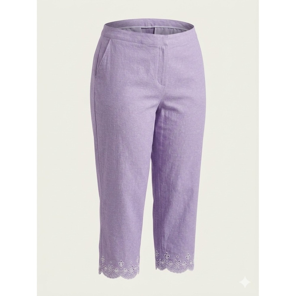 Alfred Dunner 93405 Women's Lilac Color w Floral Eyelet Capri Pants. NWT.Size 18